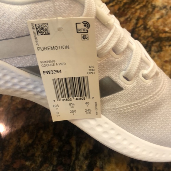 Brand new Adidas the shoes - Picture 2 of 6